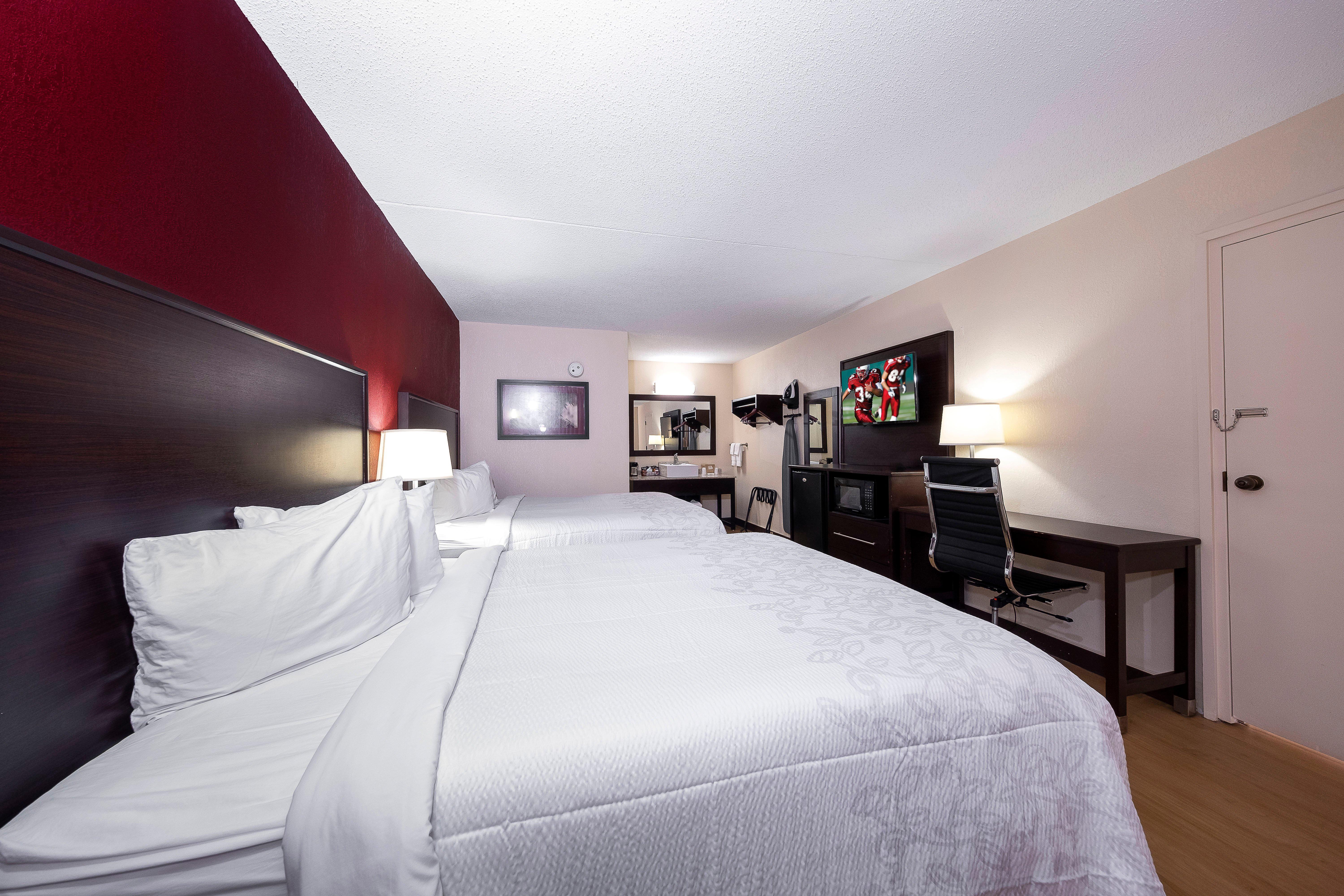 Red Roof Inn Plus+ Huntsville - Мадисон Экстерьер фото