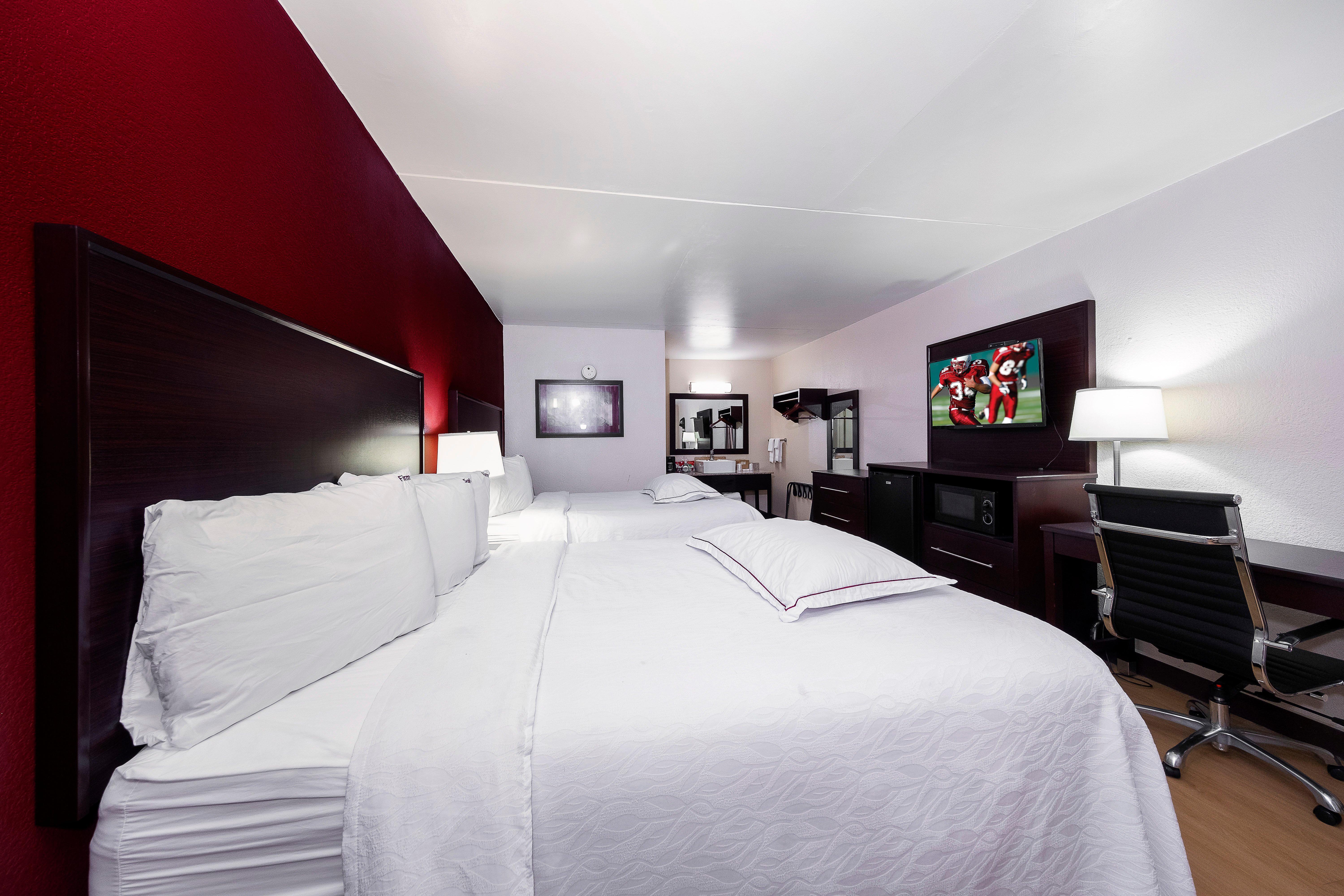Red Roof Inn Plus+ Huntsville - Мадисон Экстерьер фото